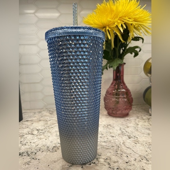 Starbucks 2023 Blue Silver Icicle Ombre Bling Studded Venti Tumbler. NWT. - Picture 2 of 8